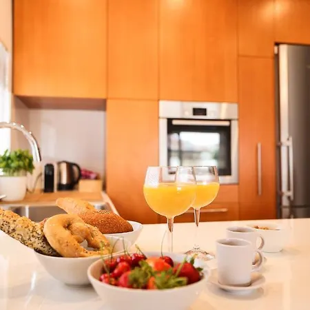 Apartment Summer Breeze