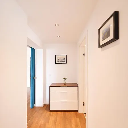 Summer Breeze Apartment *