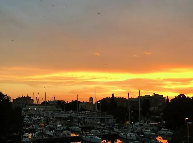 Summer Breeze شقة زادار